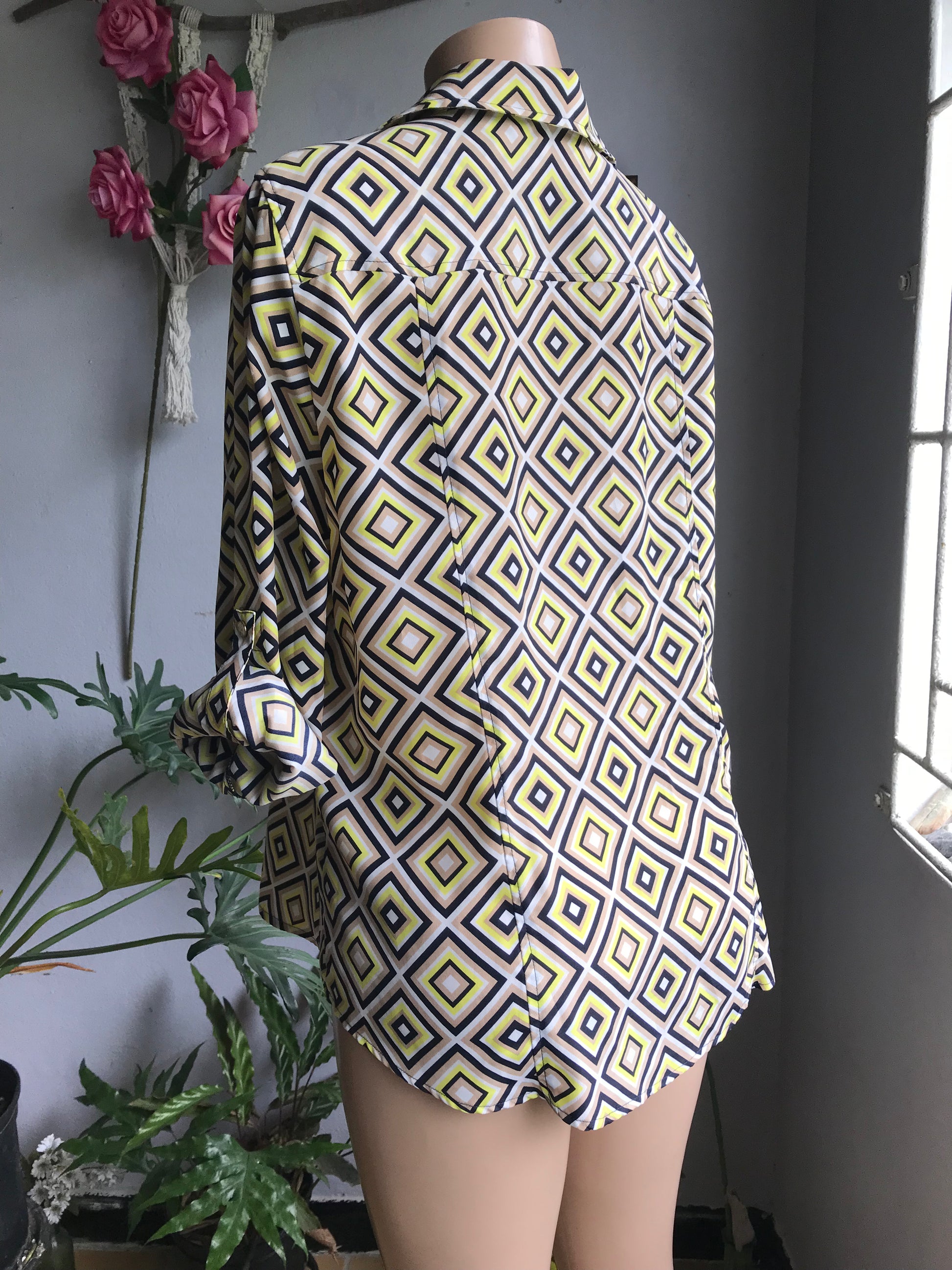Anne Klein geo print zip front professional blouse cuffed yellow ...  plus / XL