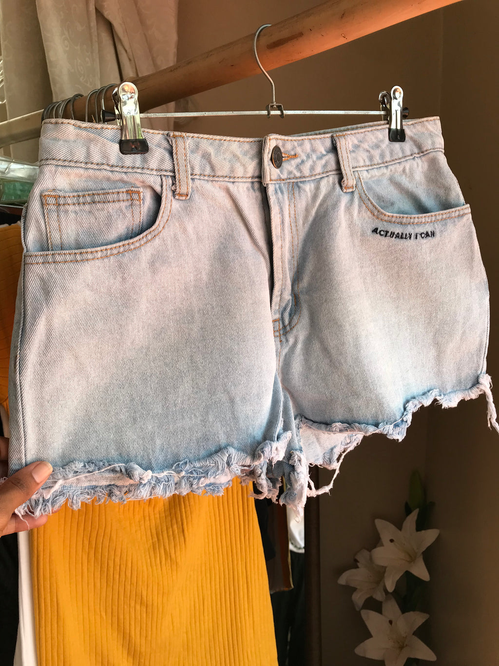 'Actually I can' retro denim shorts  ::: W30 /M