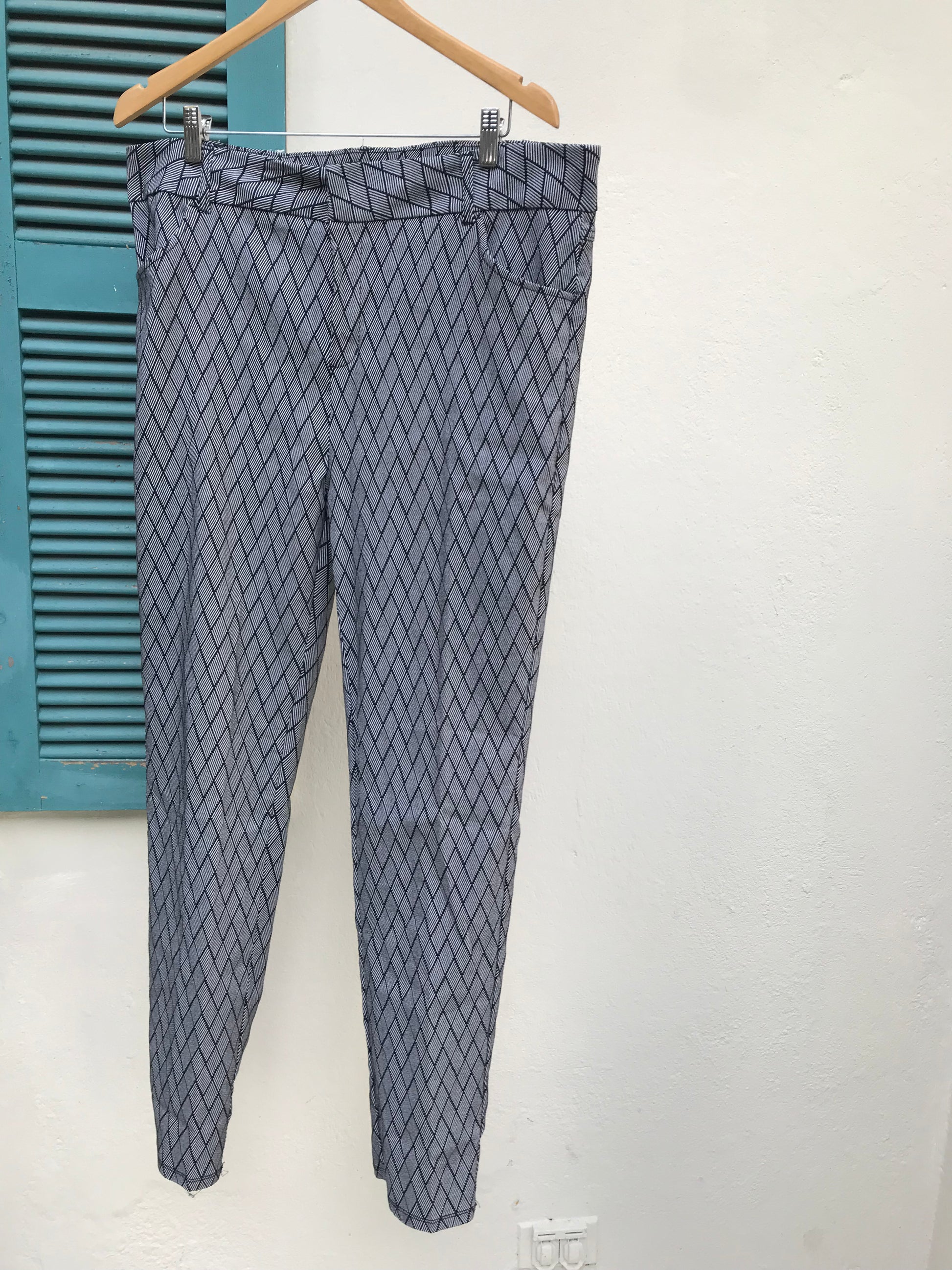 B&W print professional pants stretchy ::: hatch /XL/2x