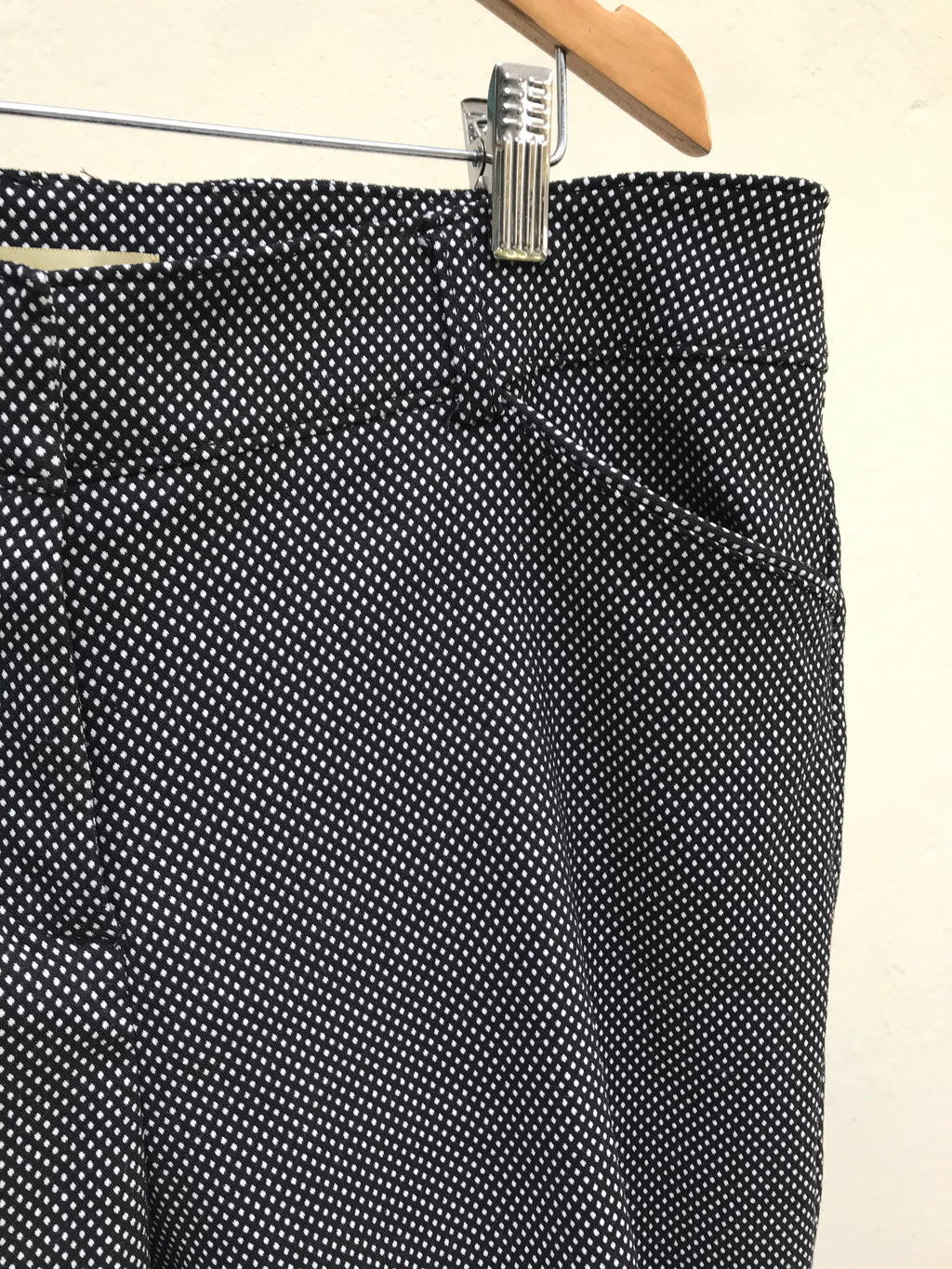B&W print professional pants stretchy ::: fine polka  /XL