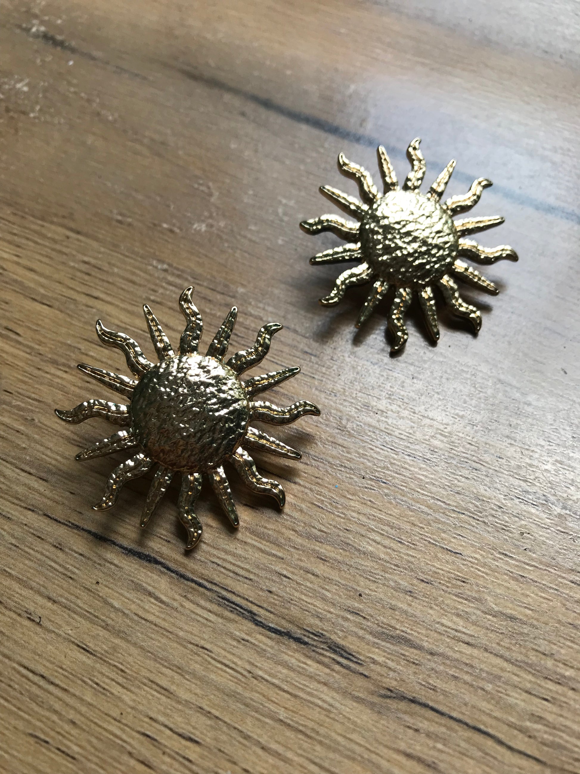 Large Gold Sun Earrings ***