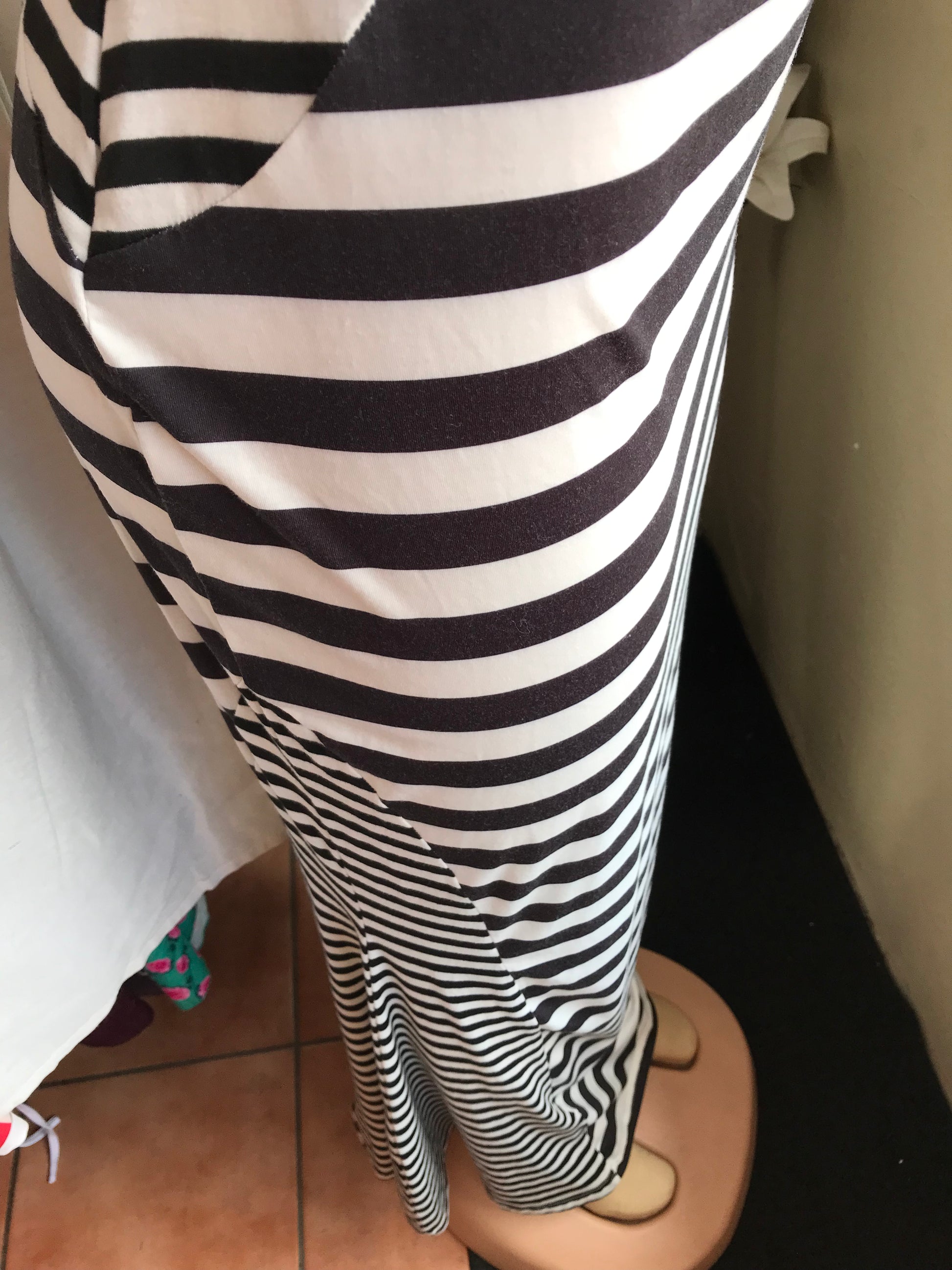 B&W Stripe t shirt maxi dress /XL