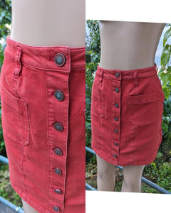 red '90s style A-line skirt.. Slll