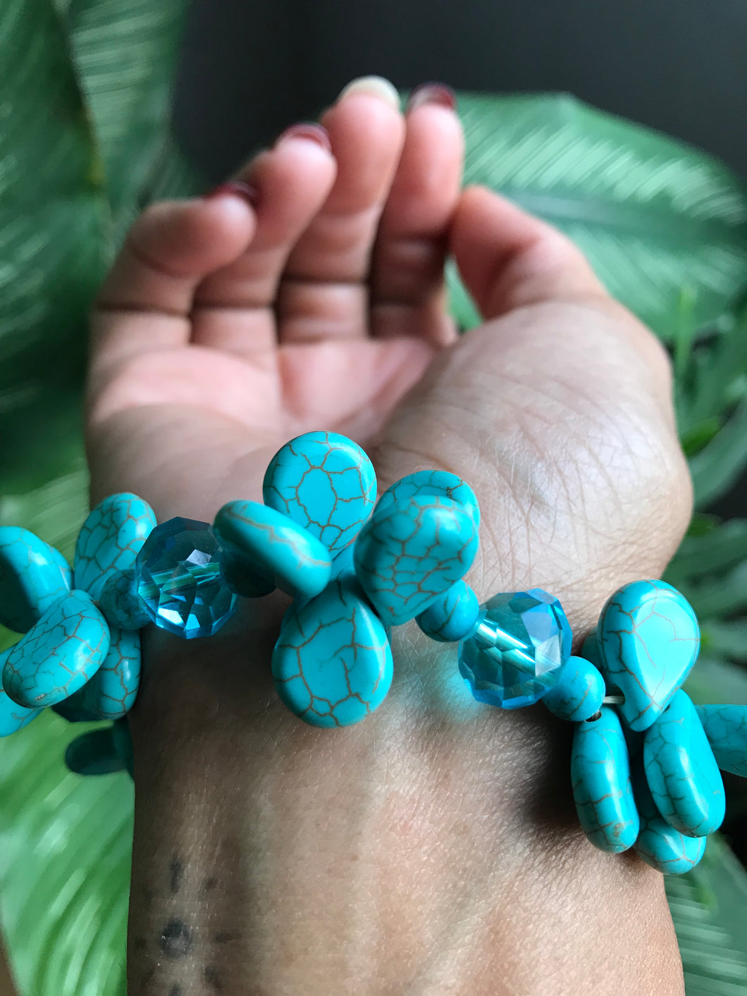 Turquoise stone chunky petal *** bracelet