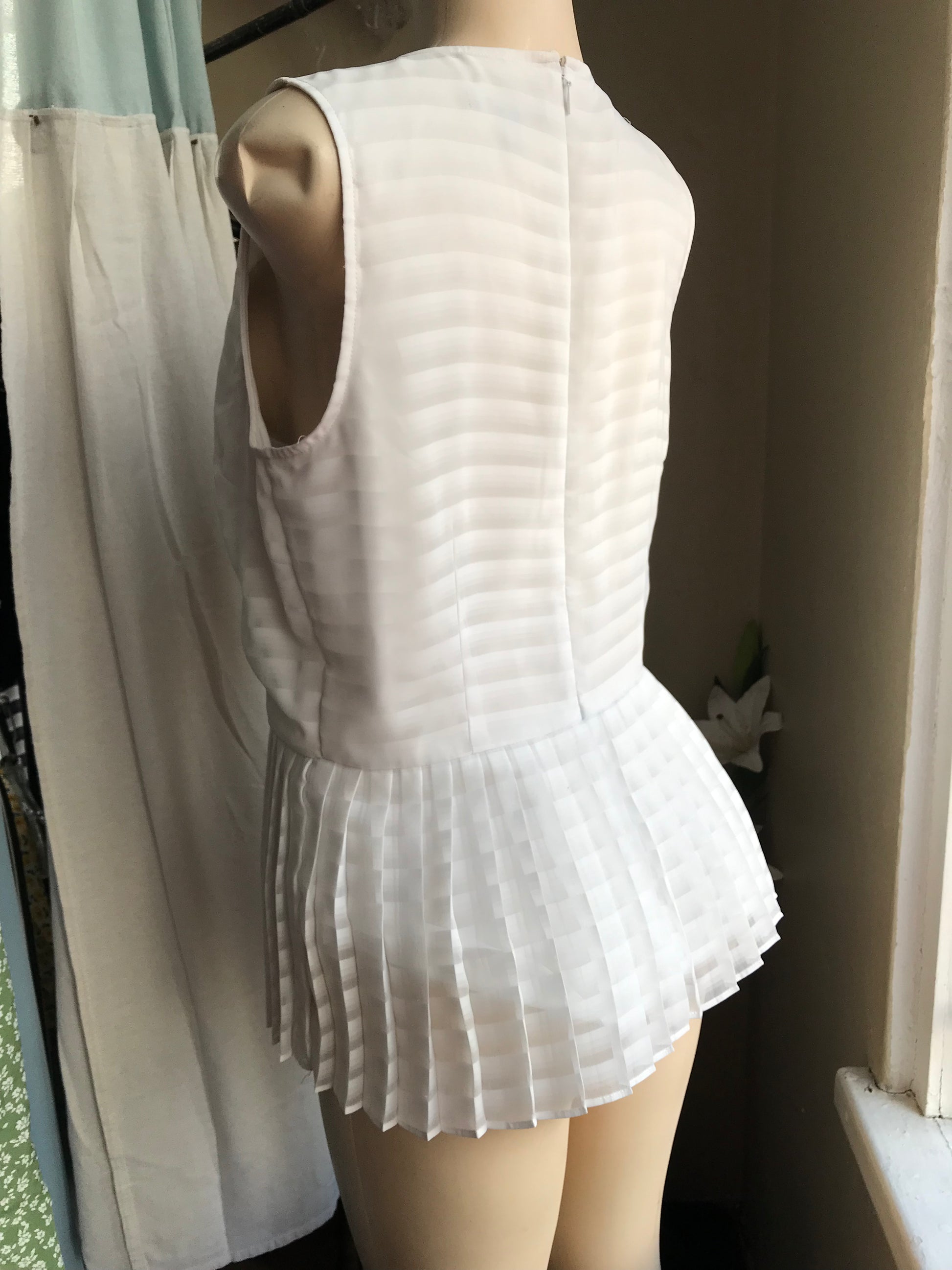 Banana Republic white strapless pleat professional blouse m