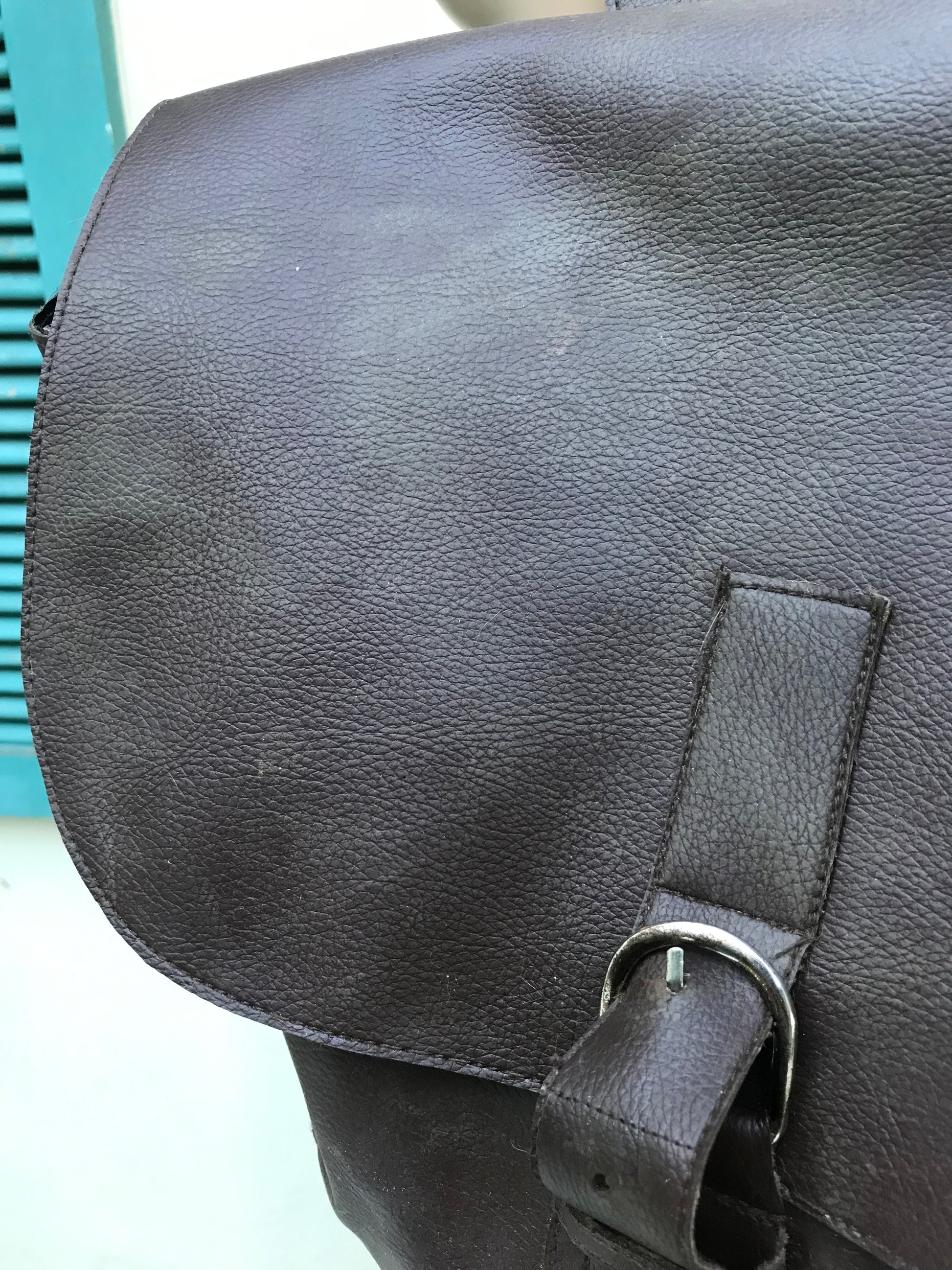 Vintage dark brown leather satchel messenger bag