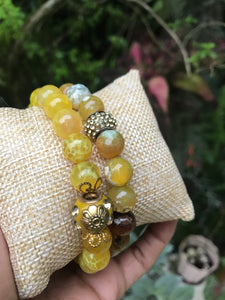 Bright yellow stretchy bracelet *** stone