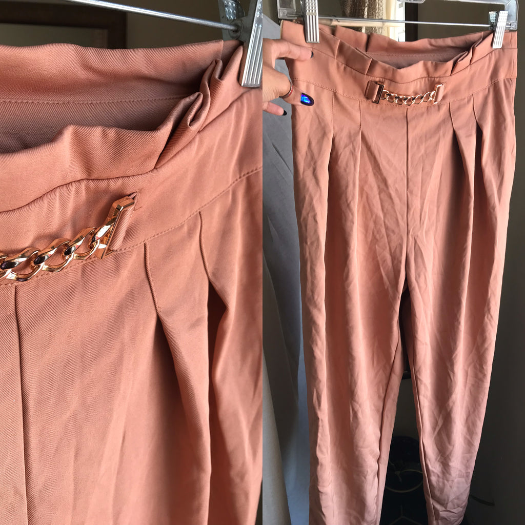 new with tag sand ruffle top pants work/play gold chain detail ::: m