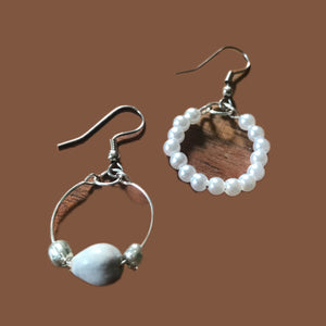 lllNew dangle hoop earrings *** Job's tear / pearl (TNJ original)