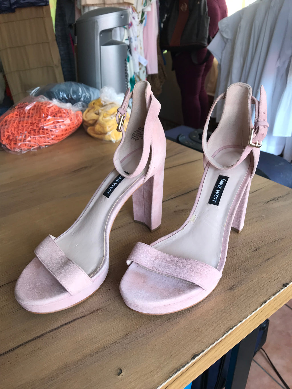 Nine West dusty pink leather heals /// size 8