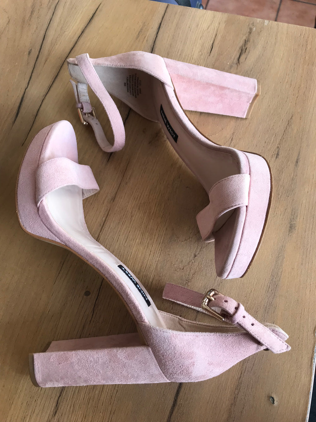 Nine West dusty pink leather heals /// size 8