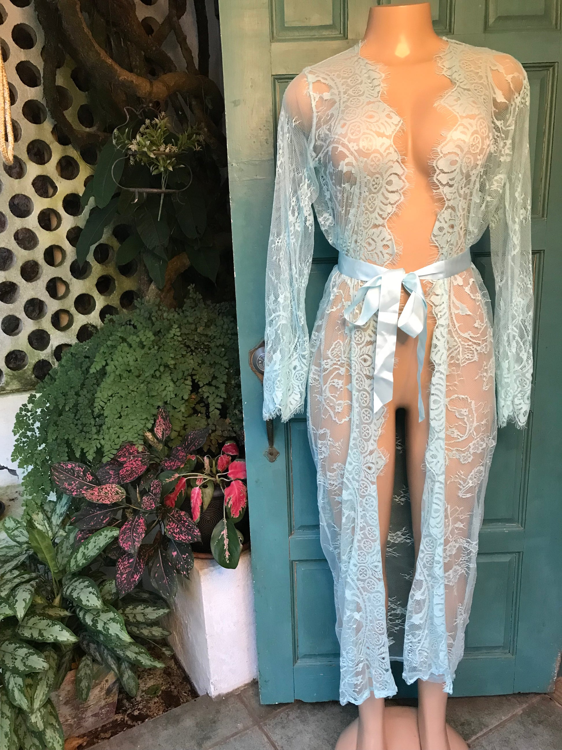 New Ice blue lace maxi robe / cover >>> S (can fit M)