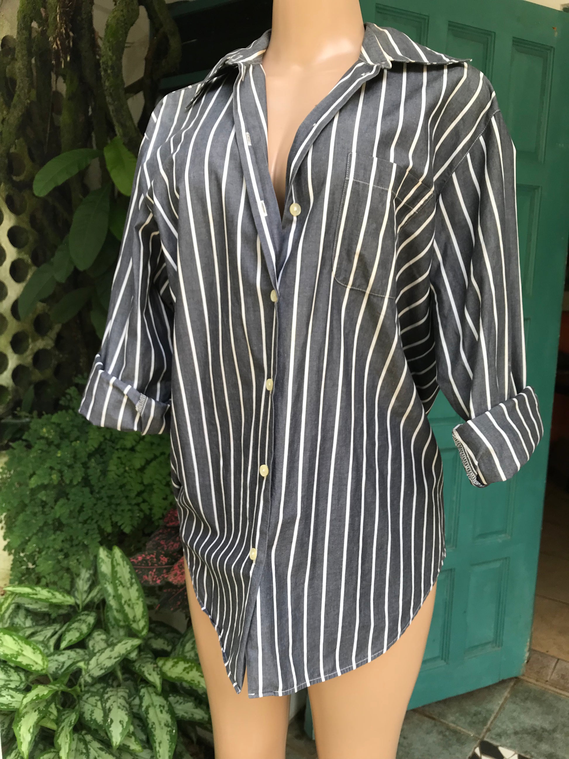 Gap organic stripe shirt M