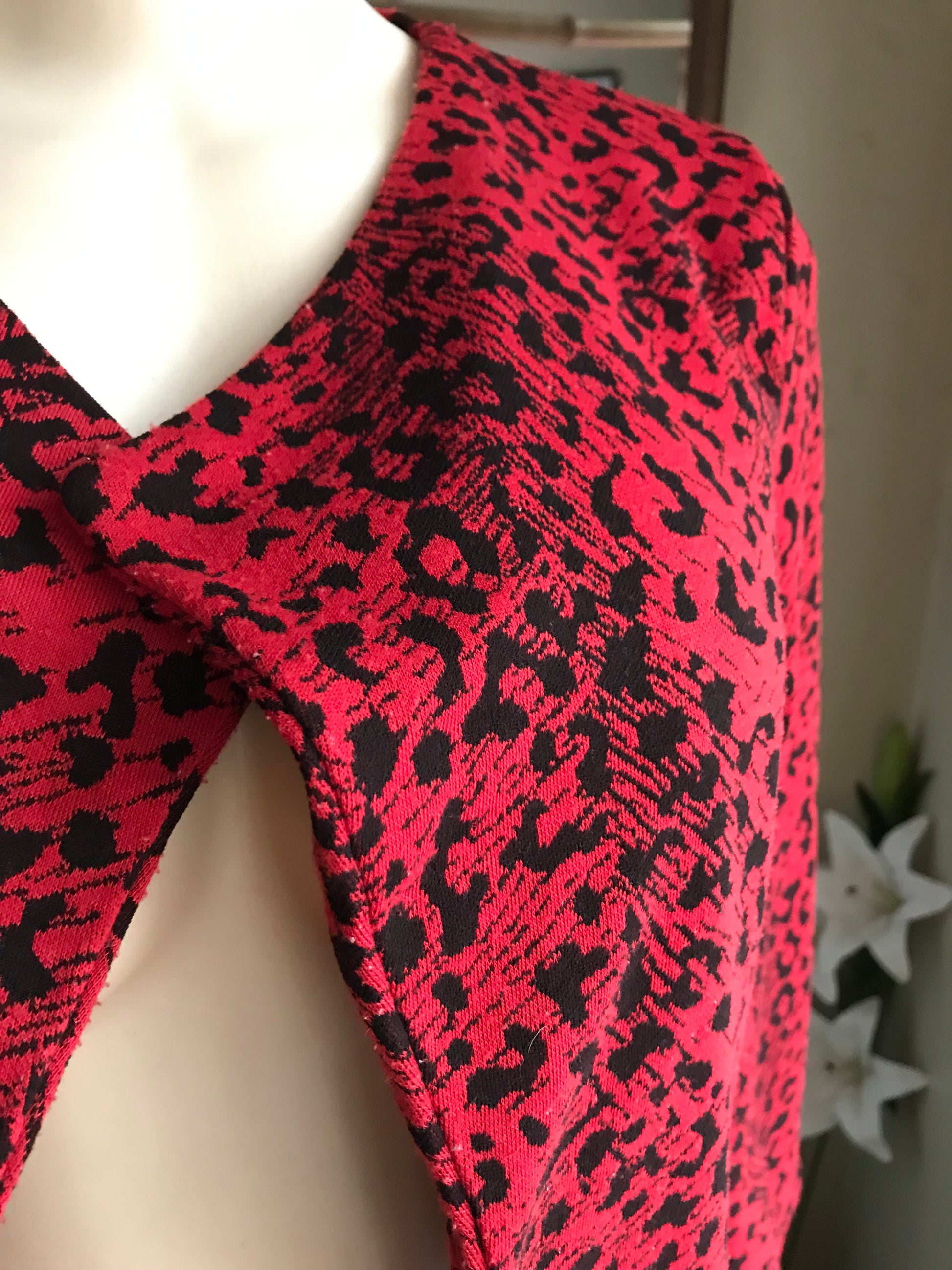 Soft red cheetah jacket >>> s