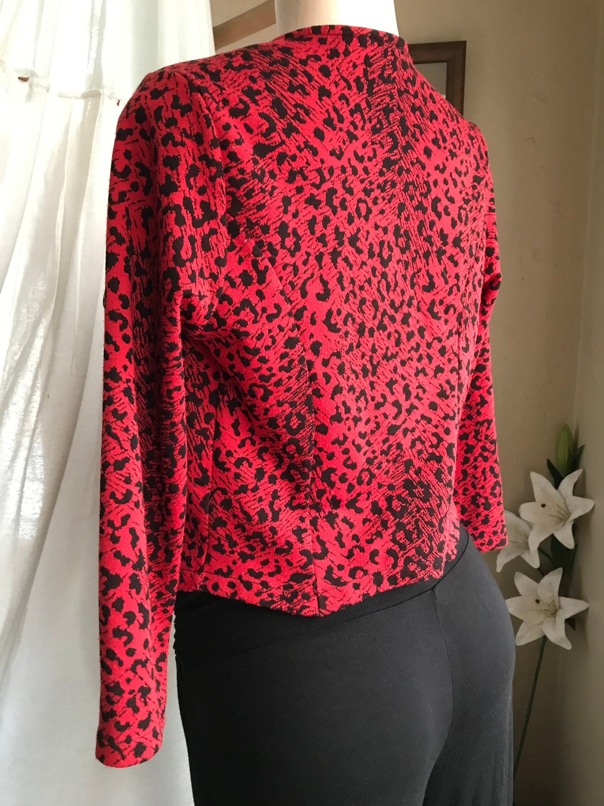 Soft red cheetah jacket >>> s