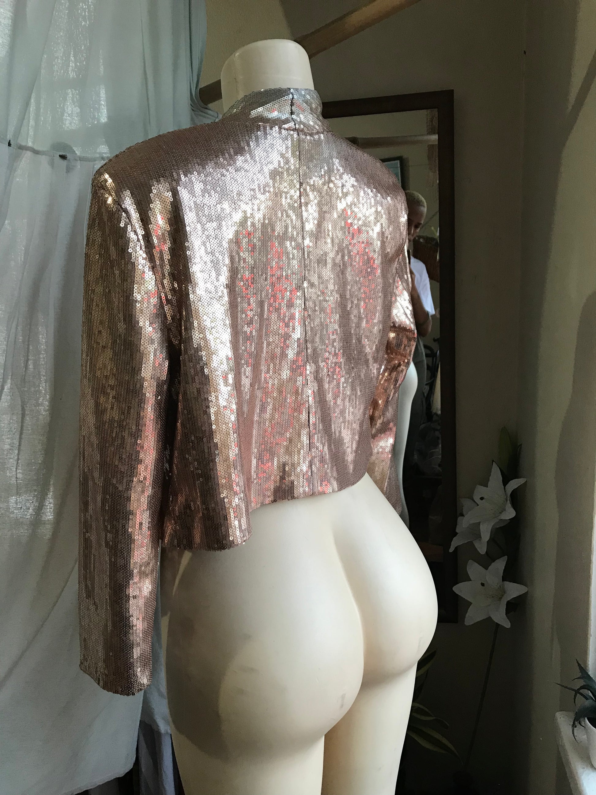 kim kardashian champagne sequin jacket >>> s