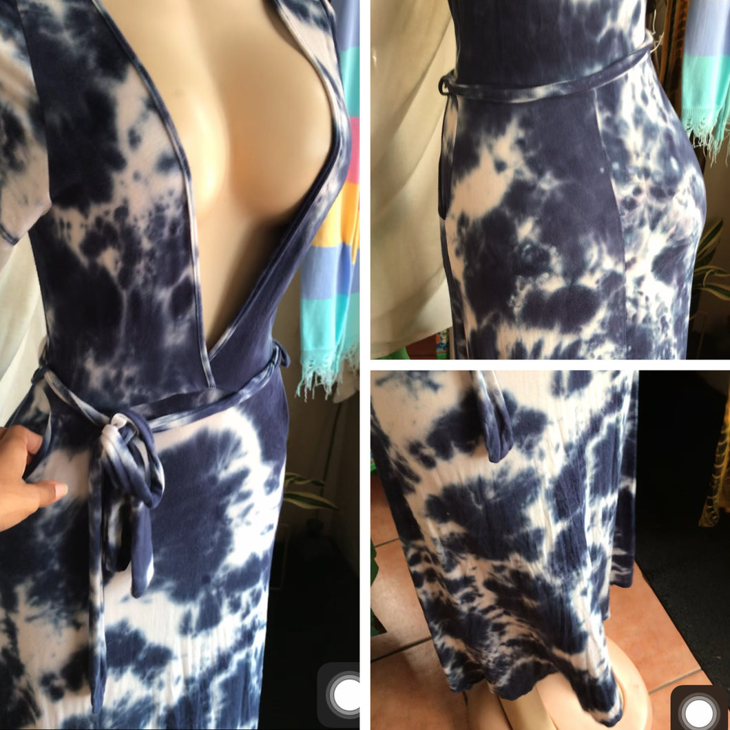 navy tie dye soft maxi dress low cut . M