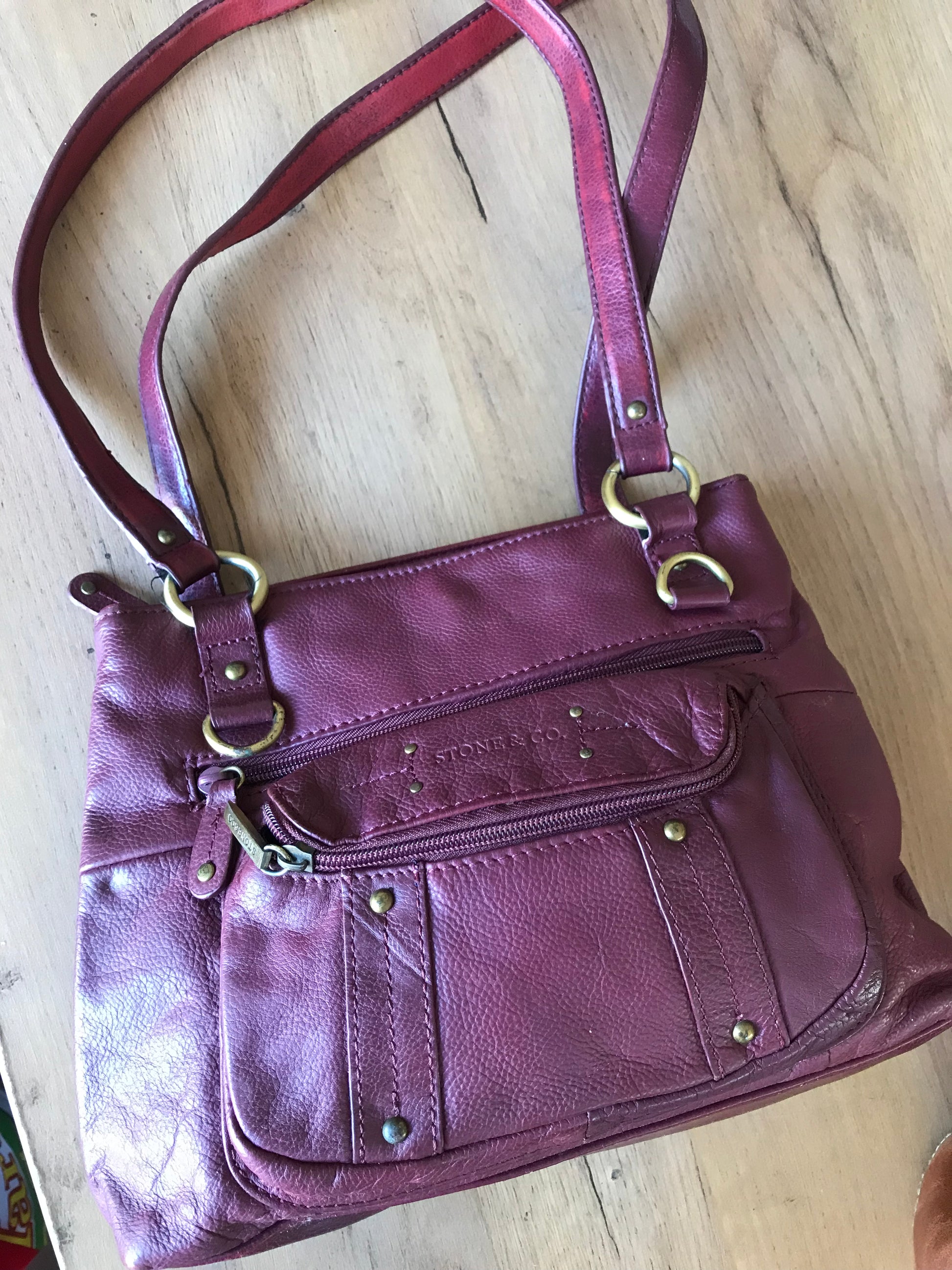 vintage deep red leather shoulder bag ^^^