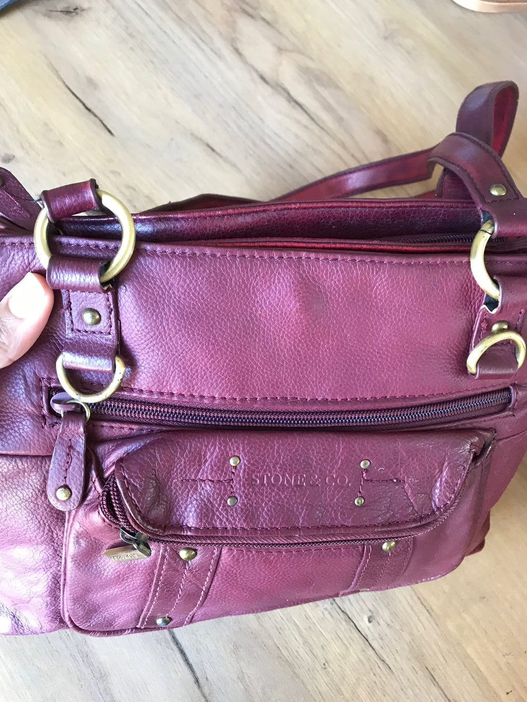 vintage deep red leather shoulder bag ^^^