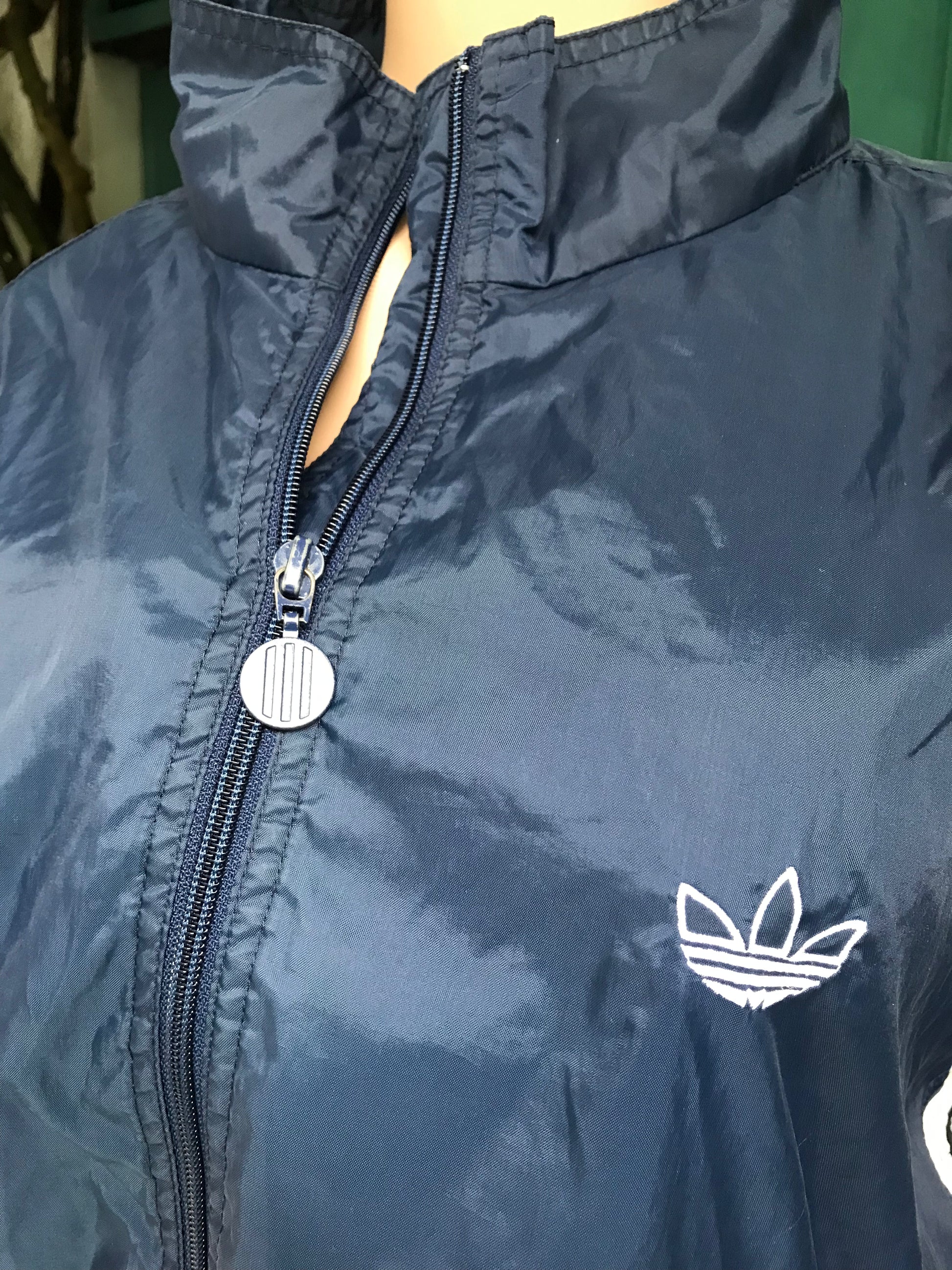 Adidas blue wind breaker unisex