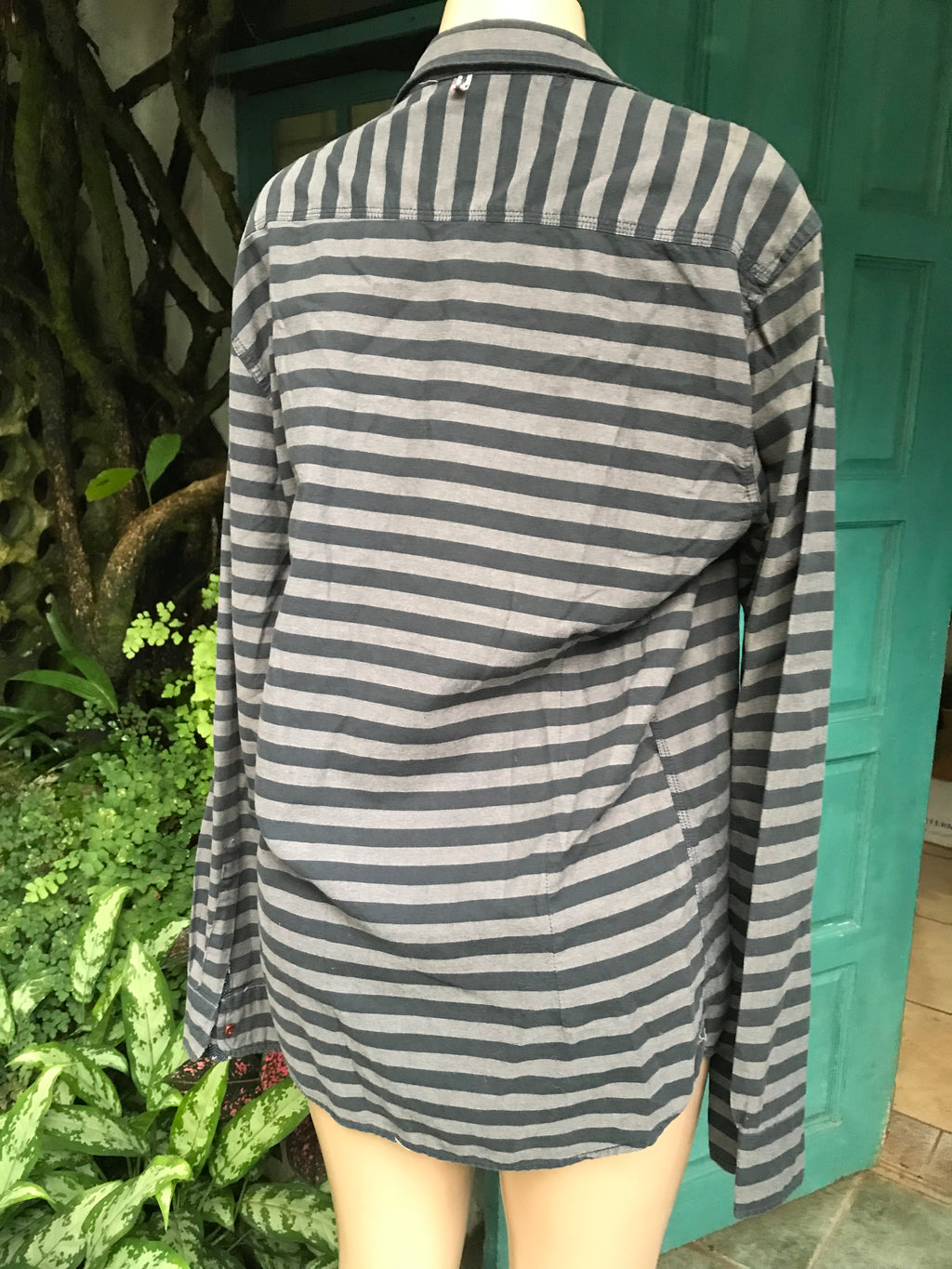 100% cotton grey mens prison stripe shirt... /XL,,,