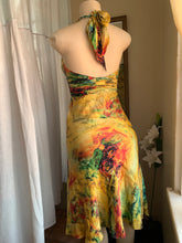 Load image into Gallery viewer, retro Silky halter back multicolour midi dress Size 4 /s
