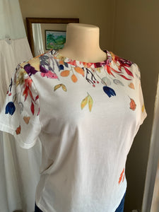 Painted autumn leaf print tee blouse M