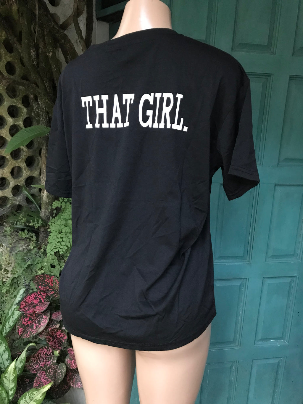 Black That Girl graphic tee... L ;;;