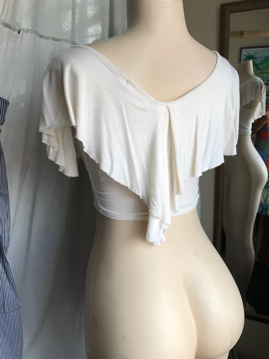cream boho ruffle crop top soft... s