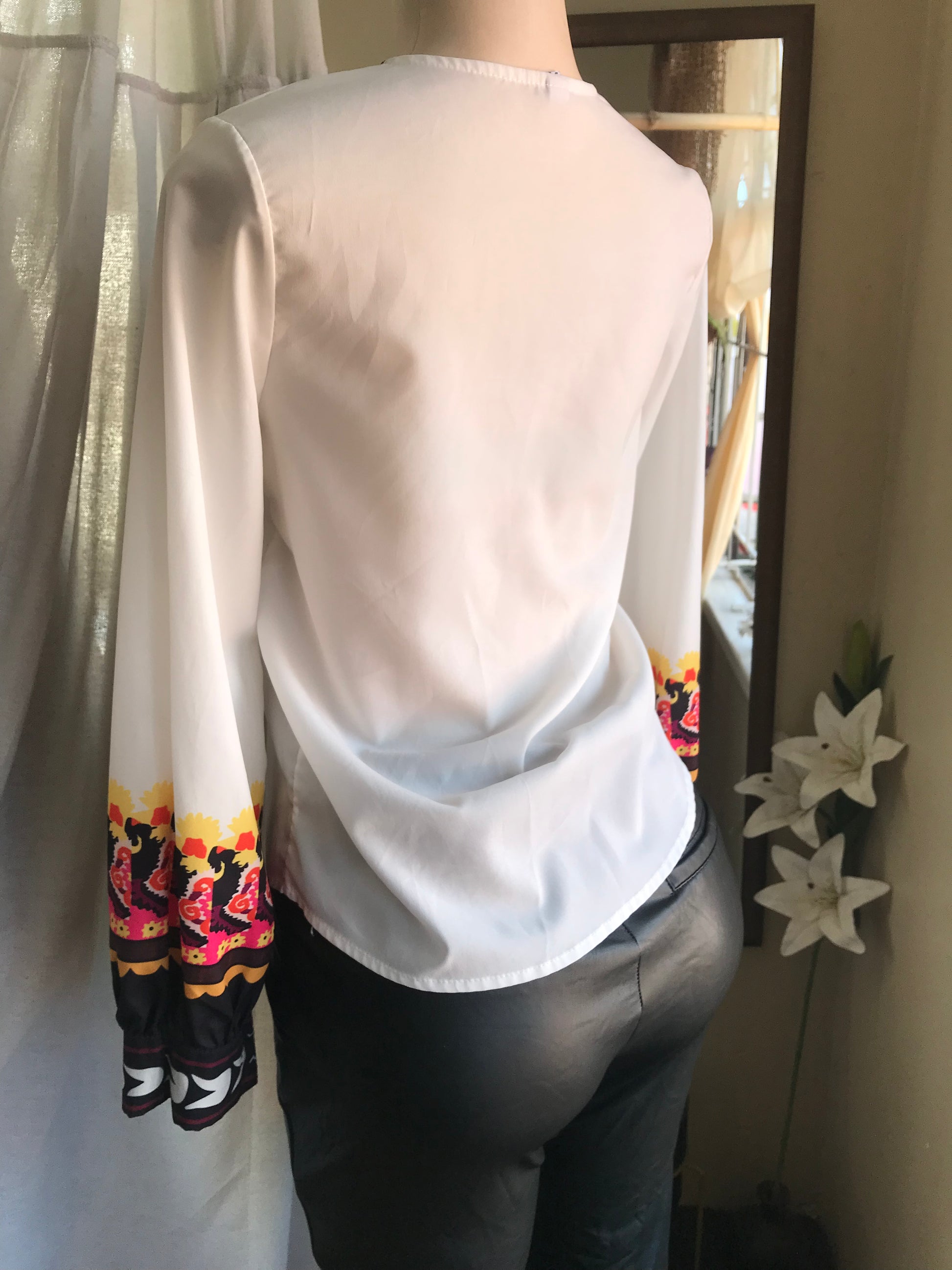 Bold floral sheer blouse white work / play... S