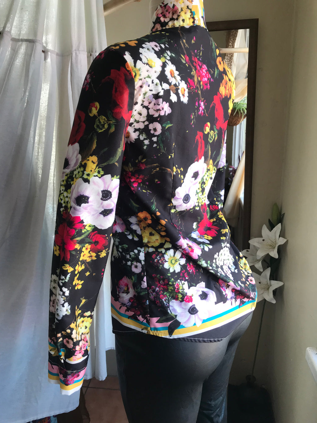 Bold floral sheer blouse neck tie work / play... S