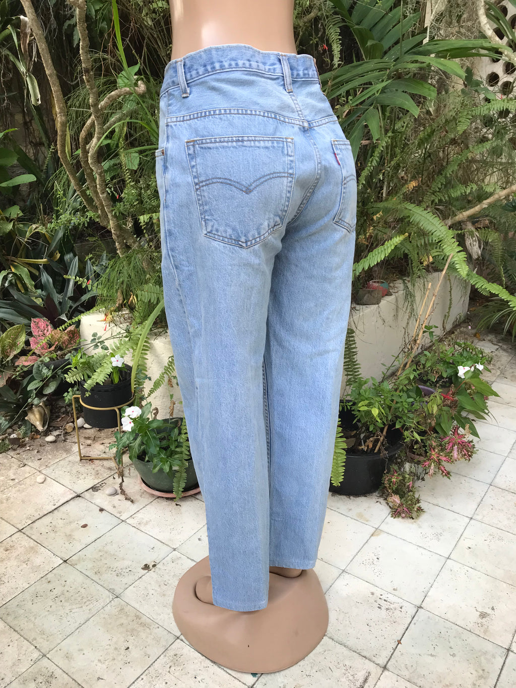 Levi's vintage light wash jeans  ::: plus : xl/w36