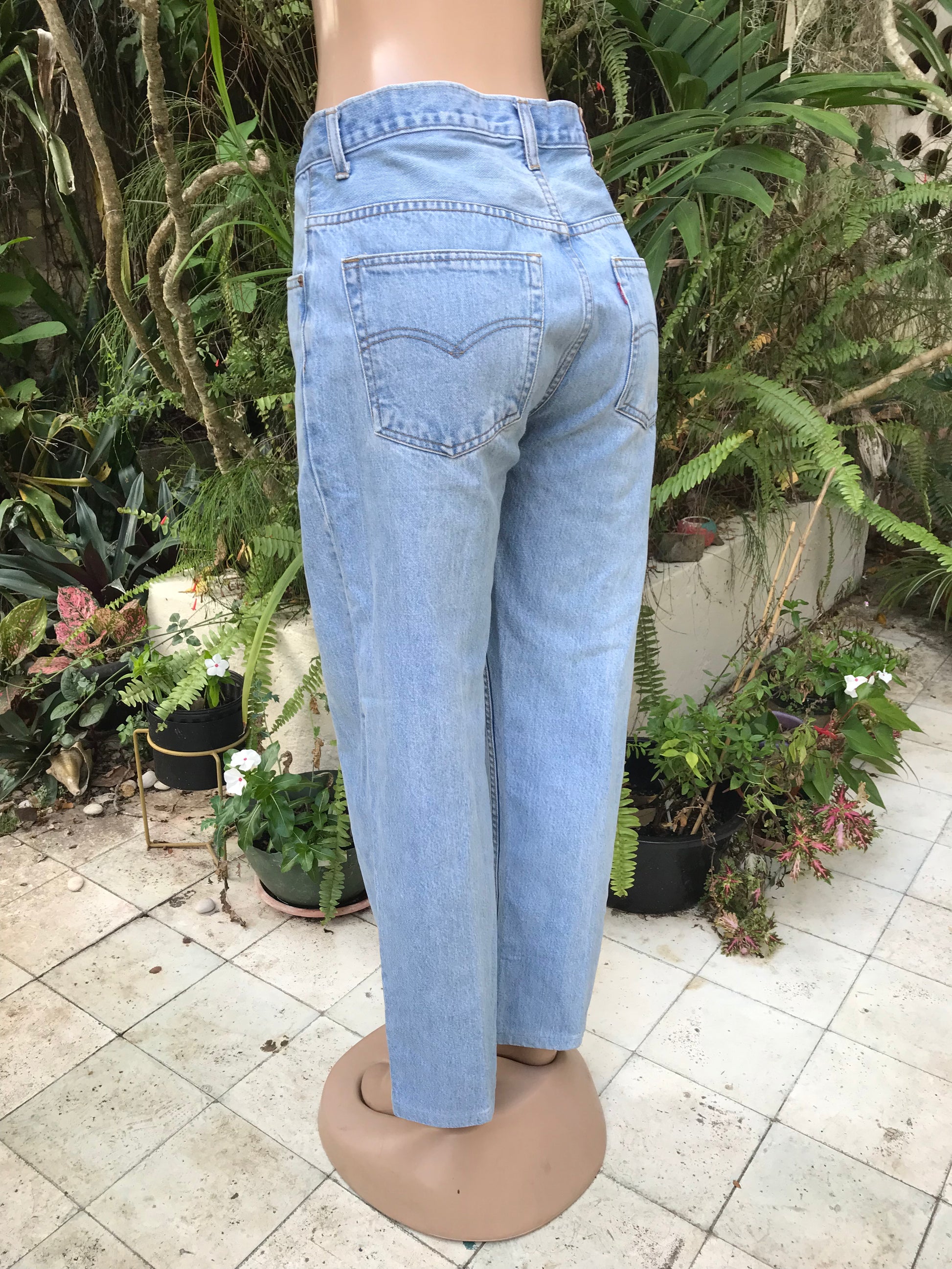 Levi's vintage light wash jeans  ::: plus : xl/w36
