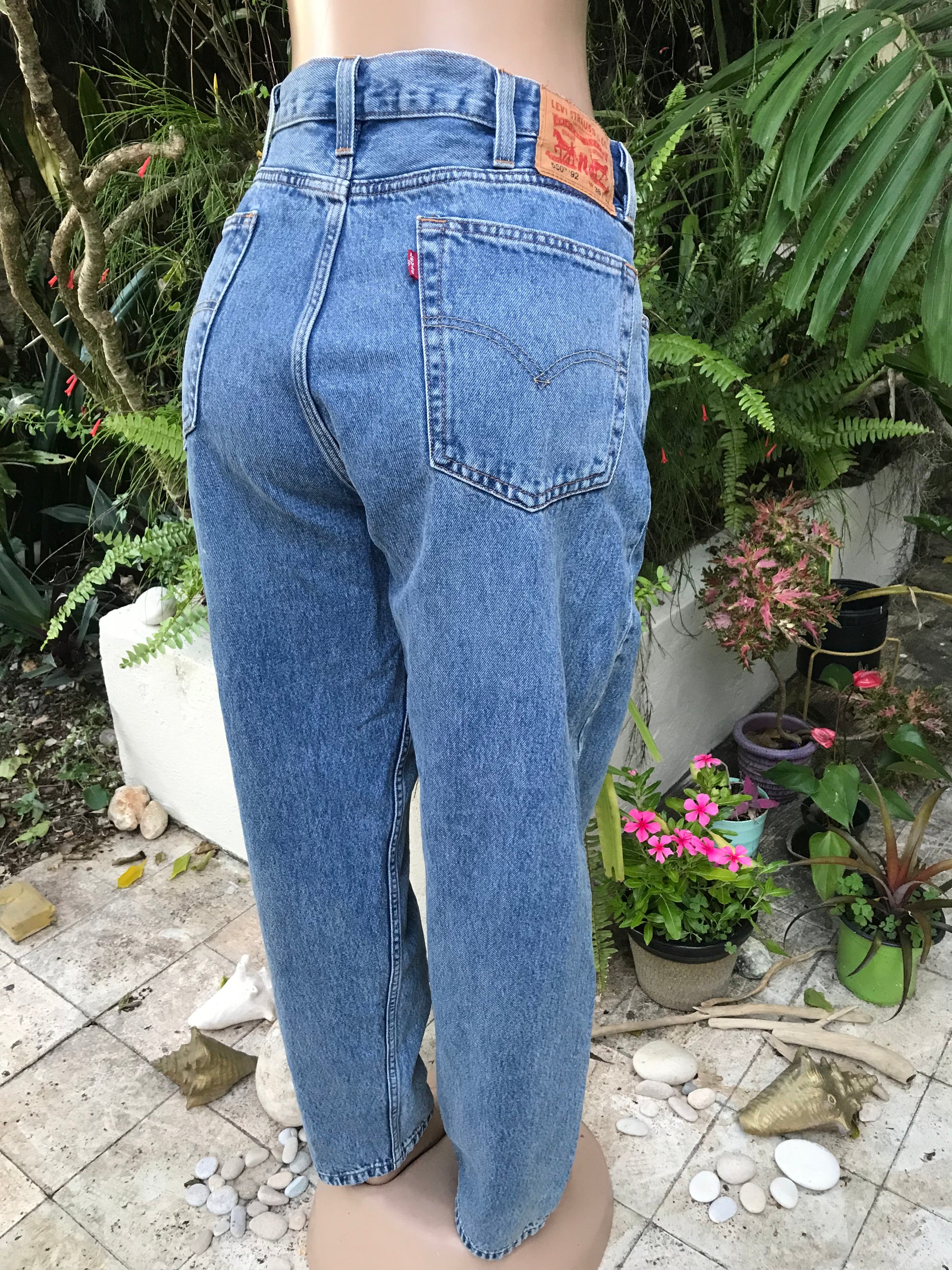 vintage Levi's mom jeans light wash ::: w38 /xl plus