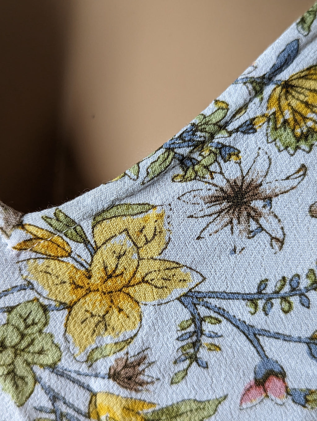 Ann Taylor floral work play short sleeve blouse yellow ...
