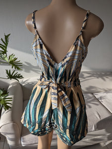 Tropical leaf romper Spaghetti ~~~ L