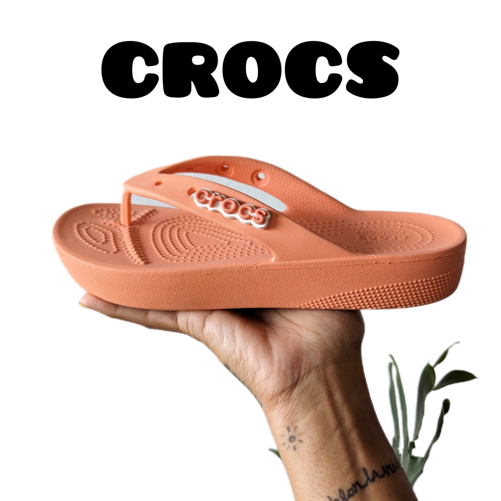 Platform crocs orange