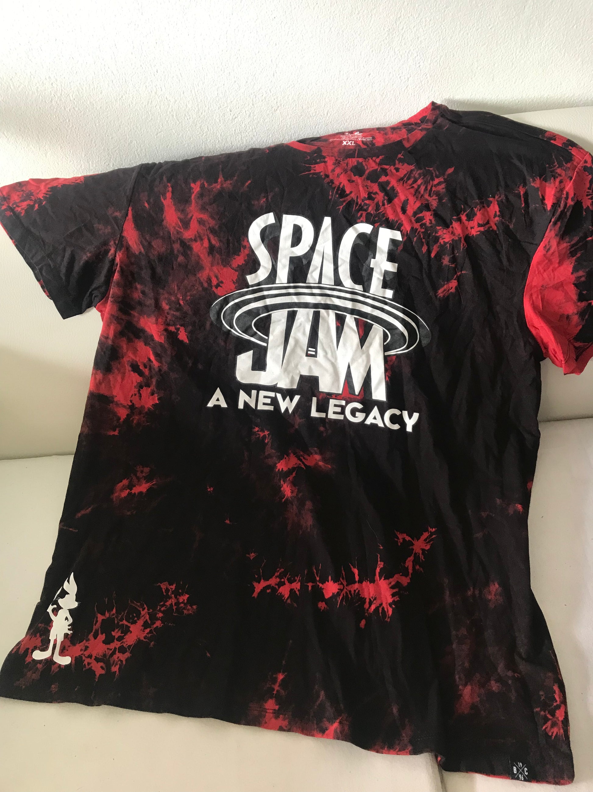 new space jam red & black tie dye graphic tee