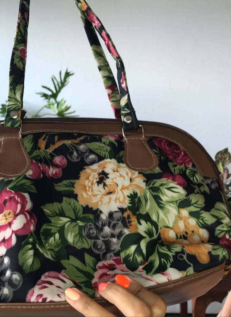 Midsize vintage floral handbag Brown. ^^^
