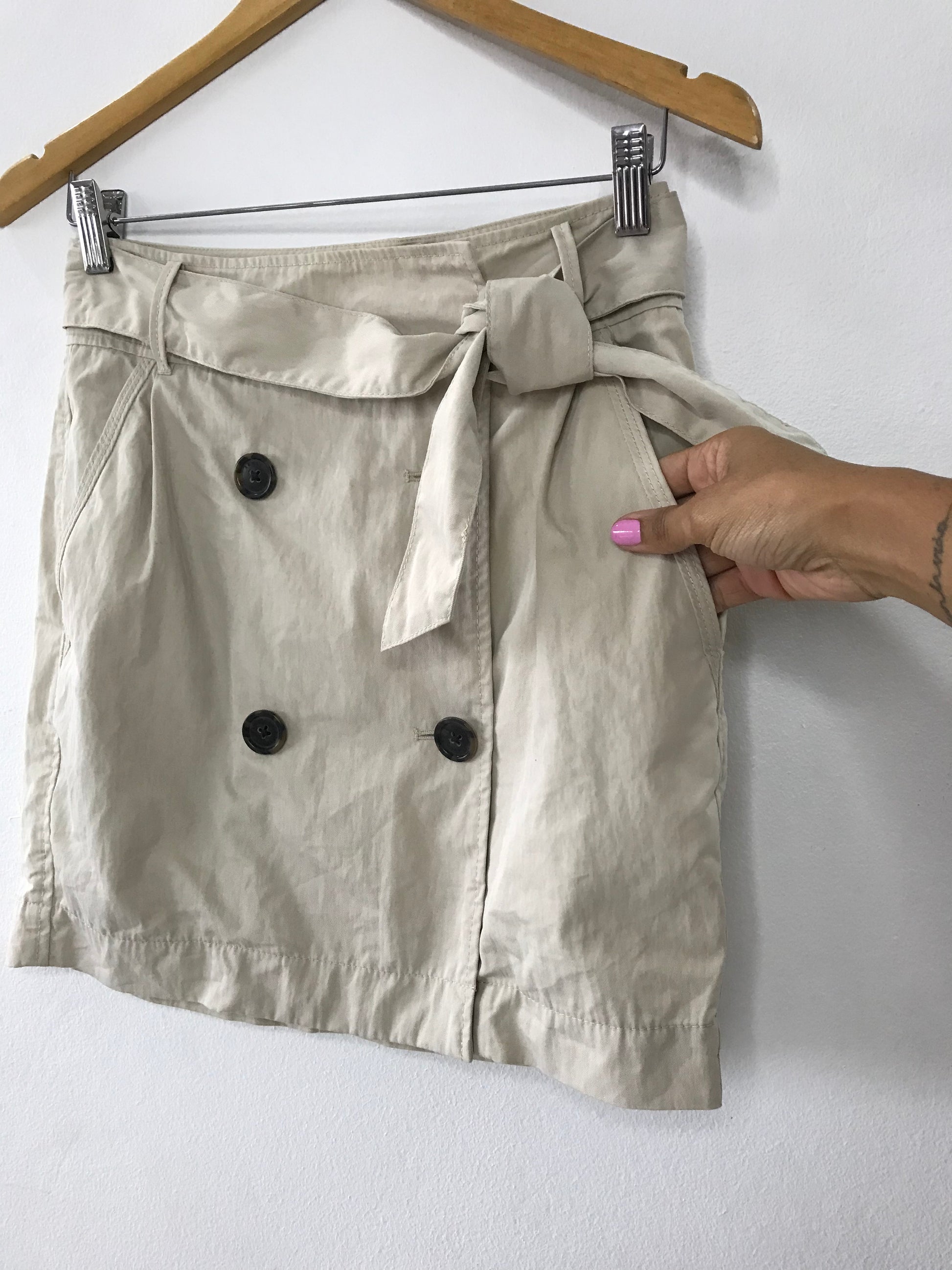 Armani Khaki wrap skirt . S