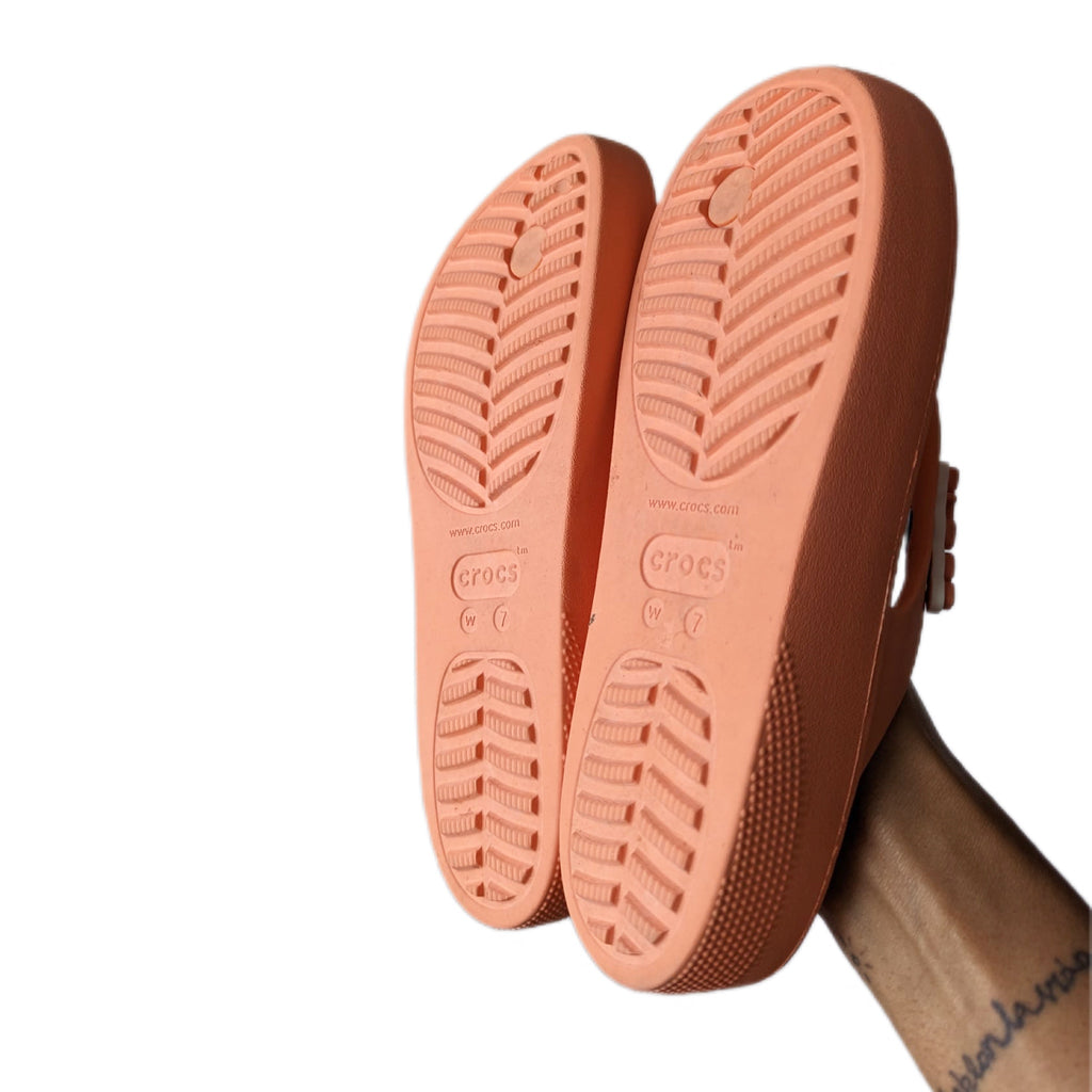 Platform crocs orange