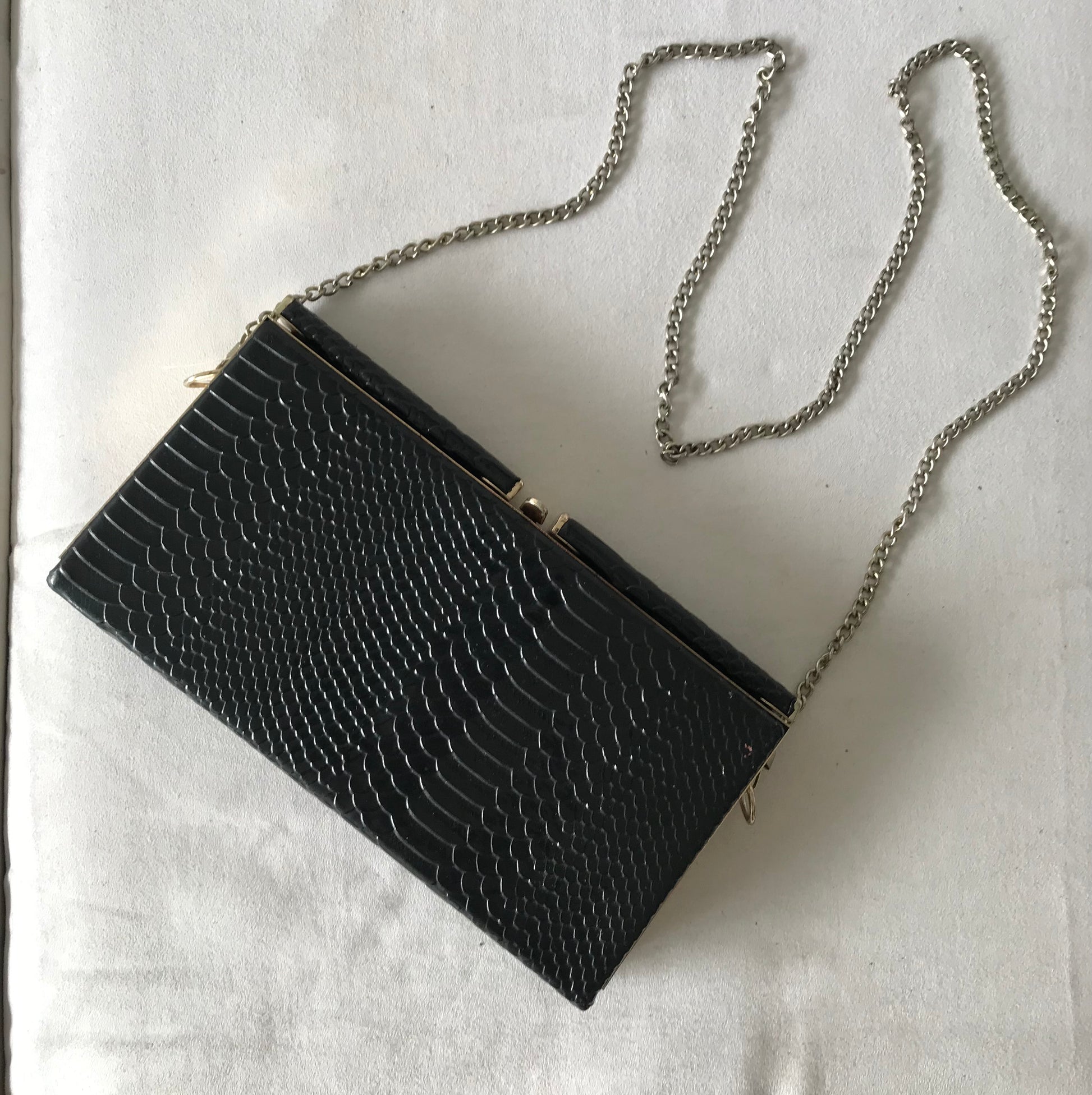 Retro black snakeskin purse chain clasp