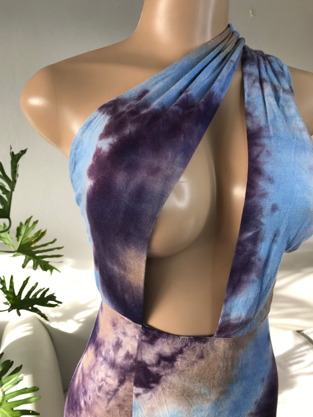 Asymmetrical tie dye soft maxi dress M