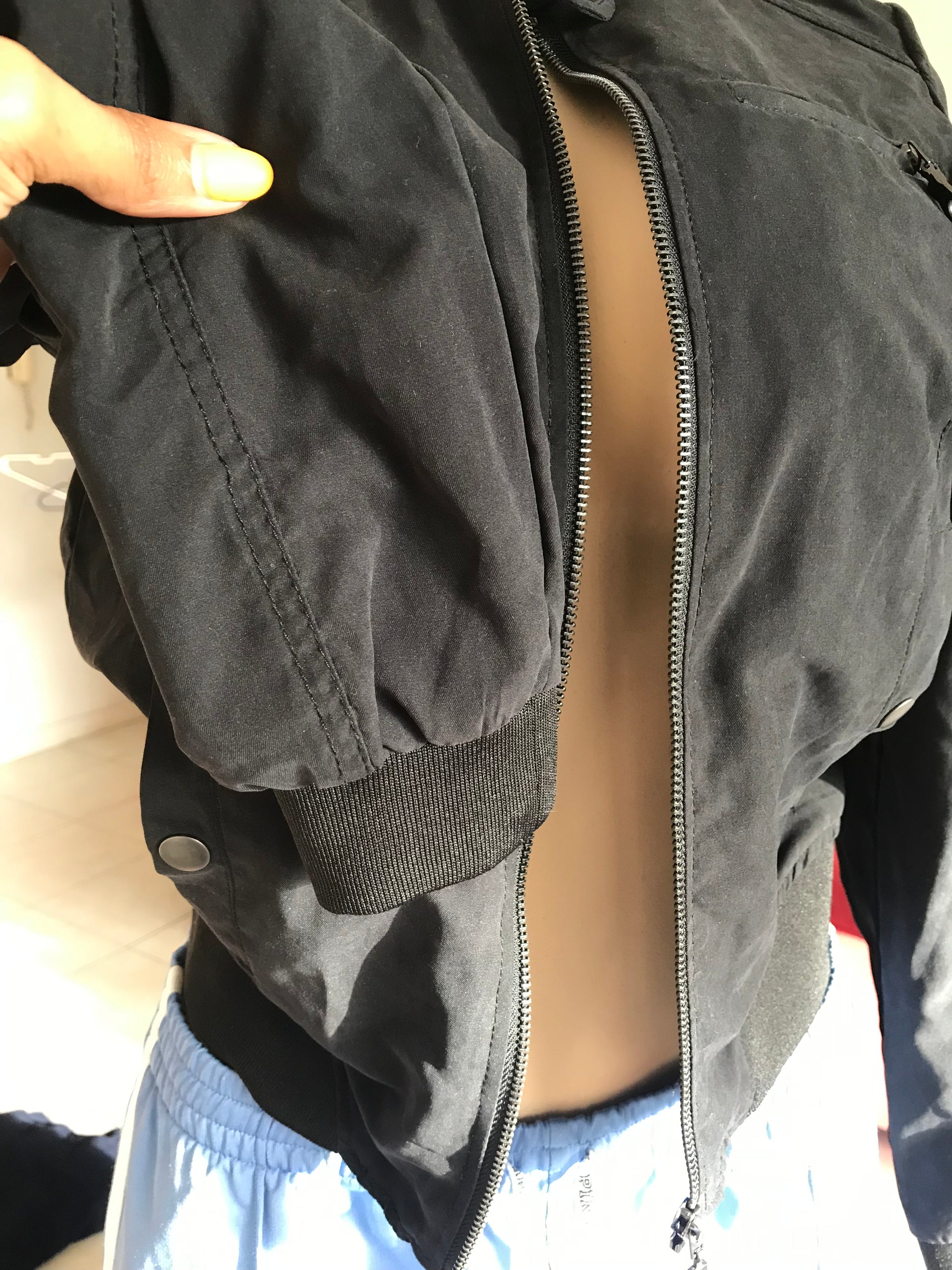 Black bomber jacket  : s