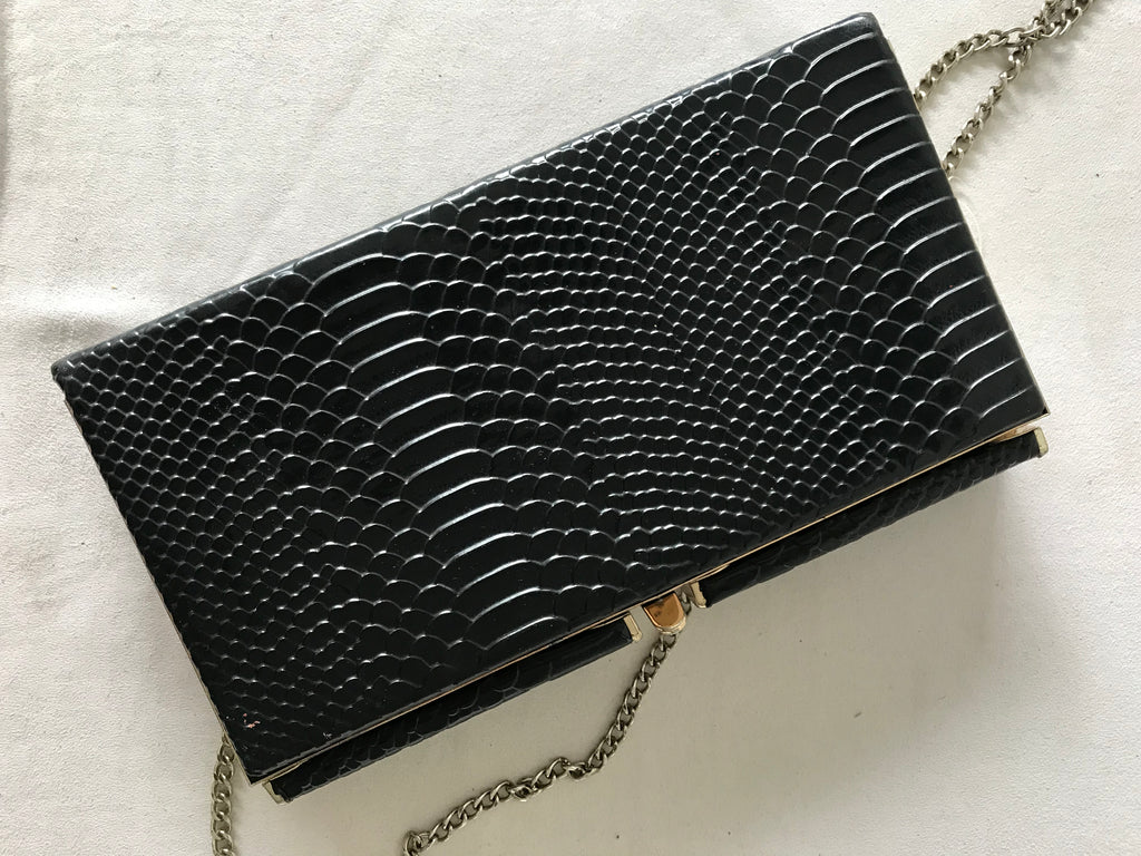 Retro black snakeskin purse chain clasp