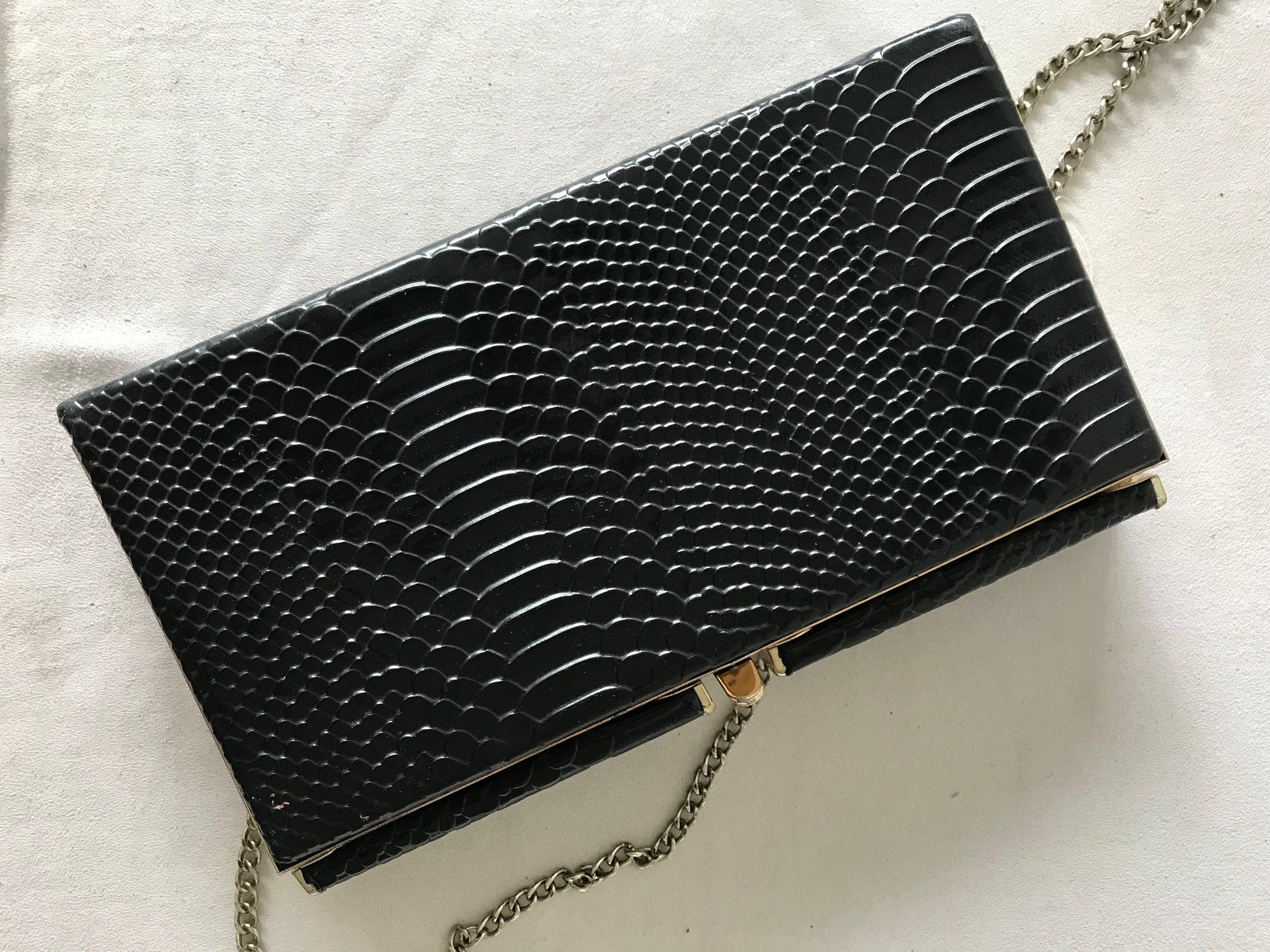 Retro black snakeskin purse chain clasp