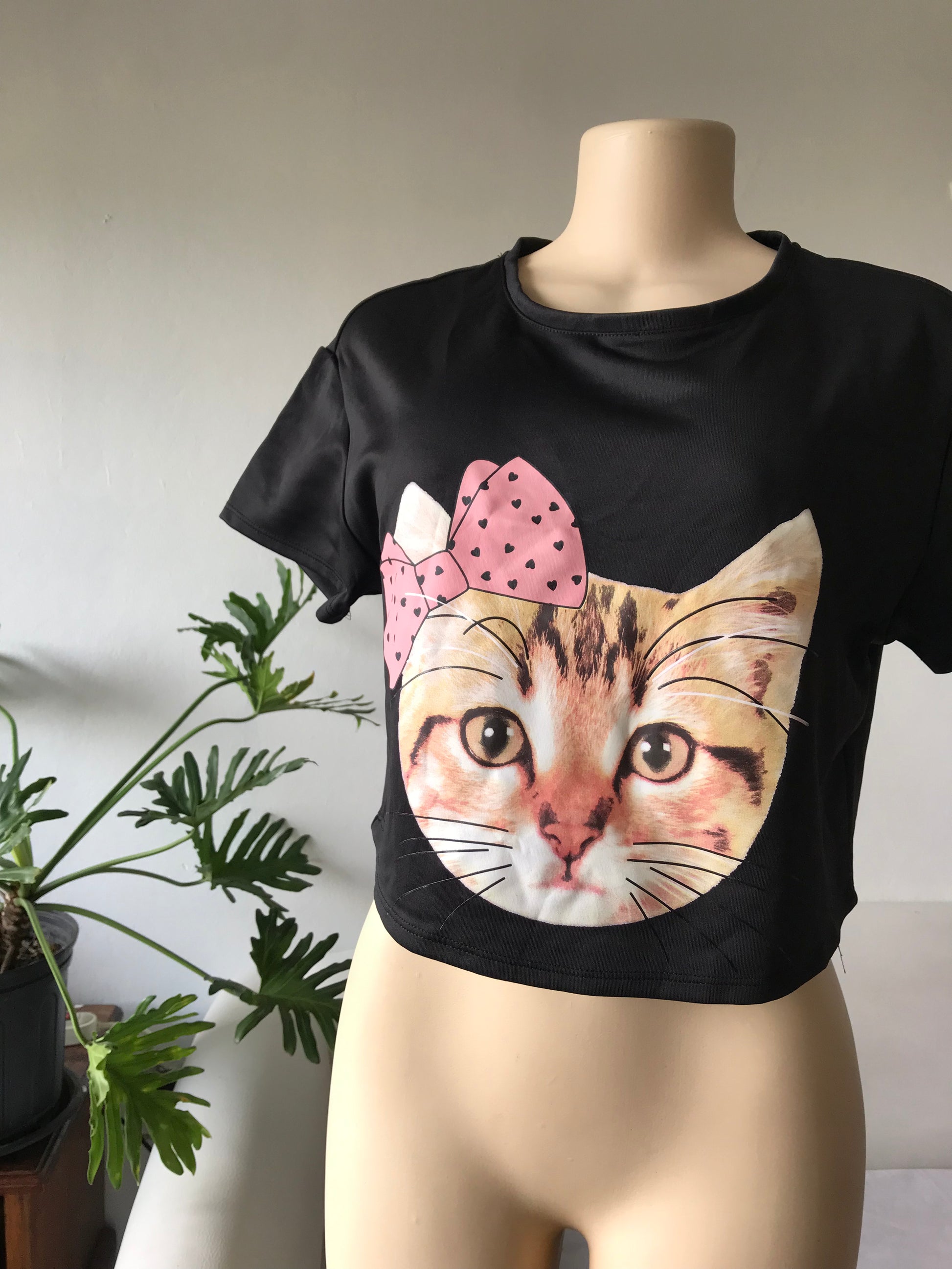 New bold cat graphic tee black s/m