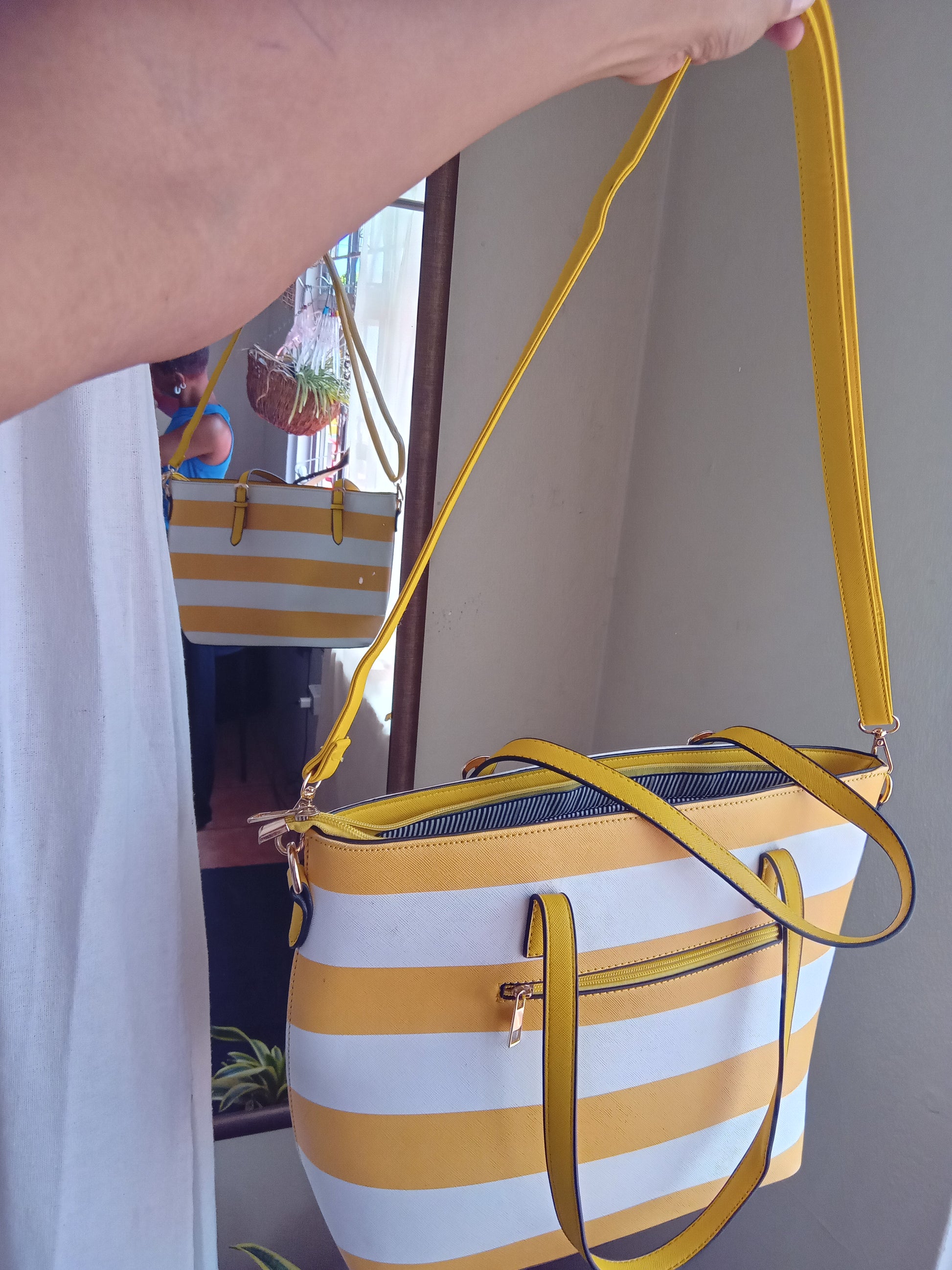 Large mustard stripe bag.