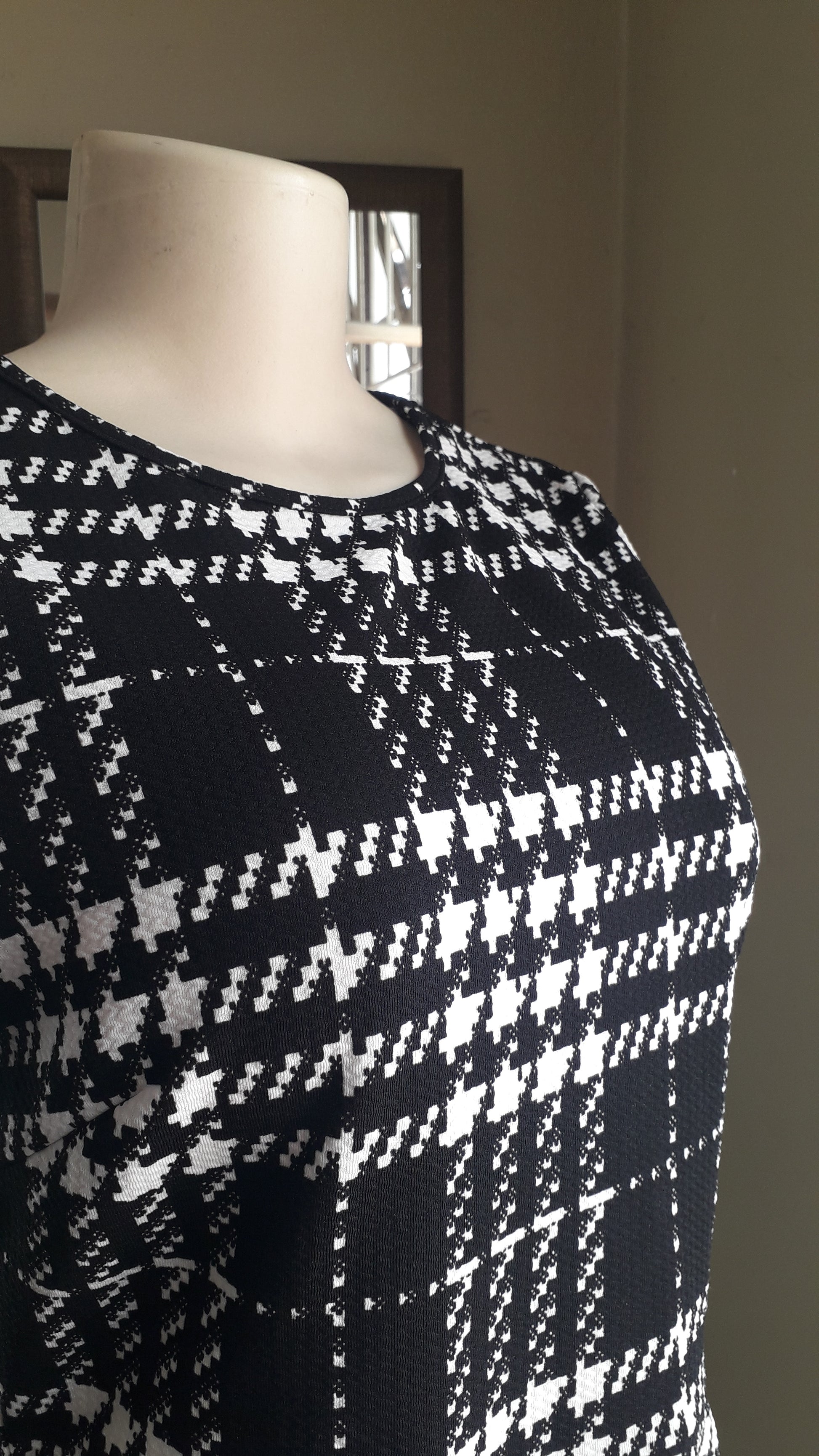 black houndstooth professional peplum top ... M