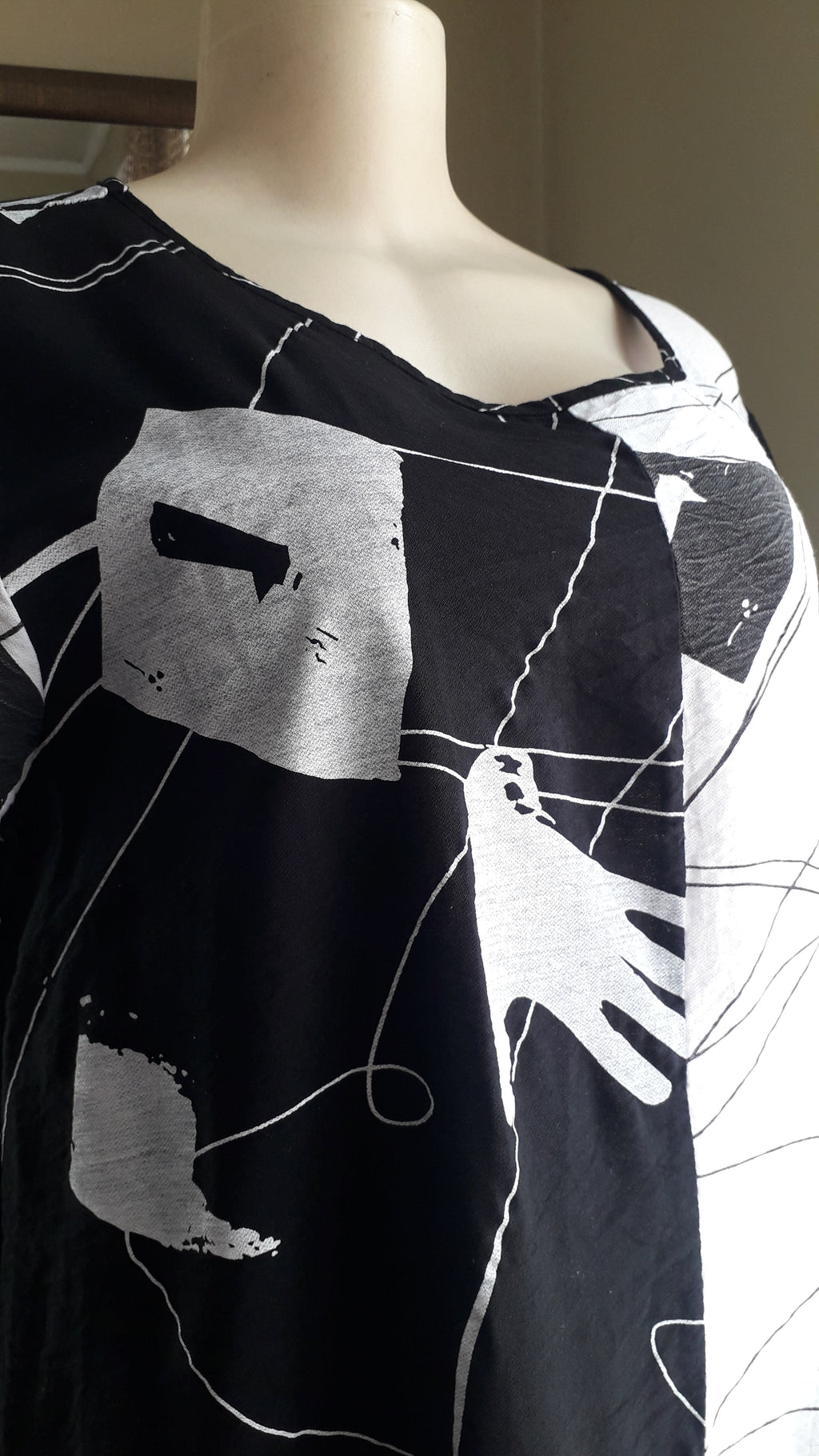 b&w hands face print tunic dress cotton blend . one size